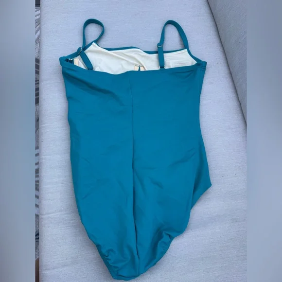 Miraclesuit NEW Starr One Piece NEW size 14